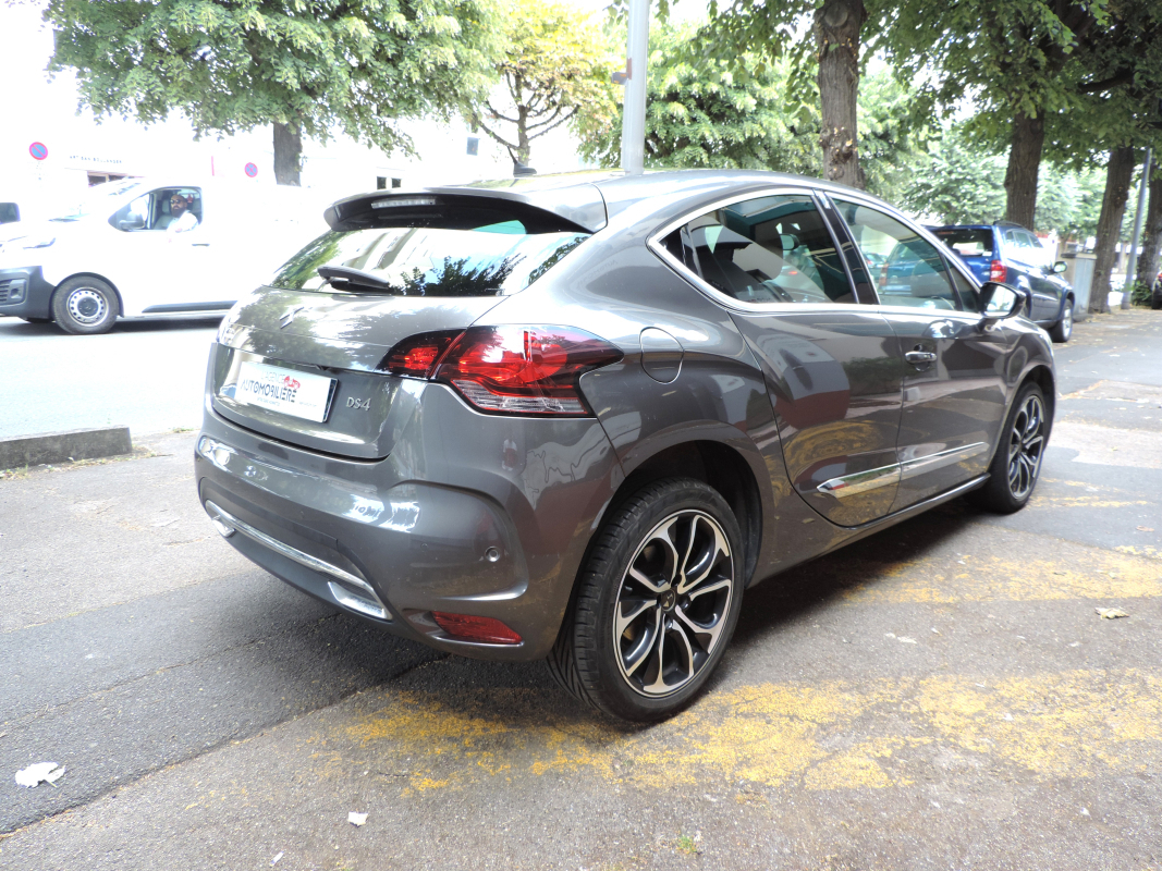 DS DS 4 — 4